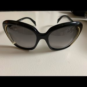 Alexander McQueen large lens sunglasses